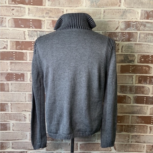Men's Gray Pullover Sweater Size Medium - Picture 4 of 5